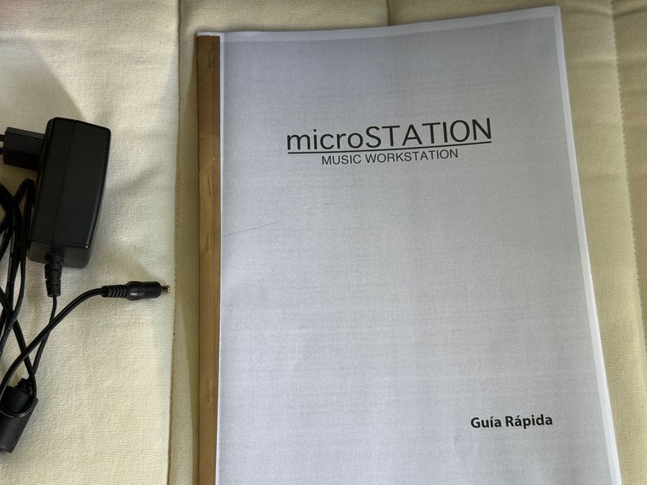 Korg Microstation 62 teclas