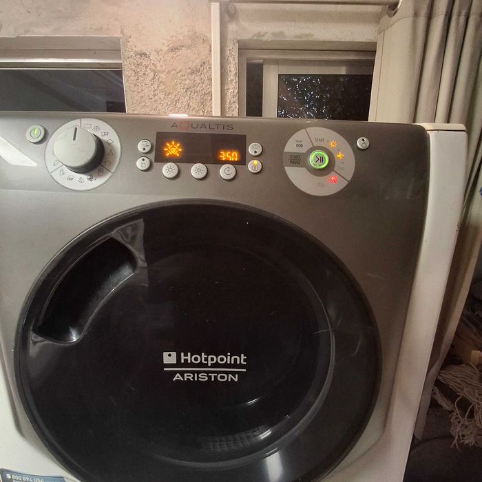 maquina de secar roupa Ariston  Holtpoint 9 kg