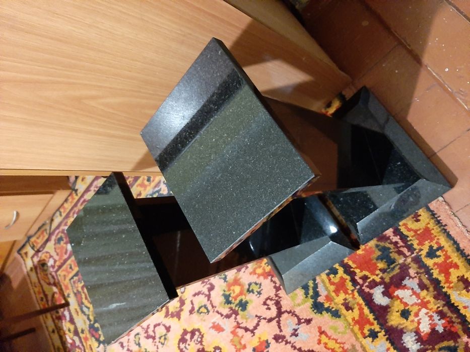 Стойки-подставки под акустику