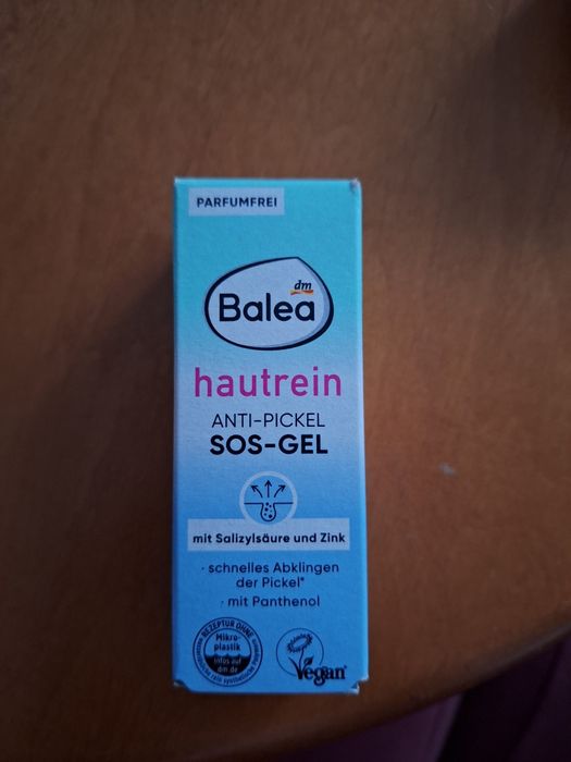 Żel na wypryski punktowy