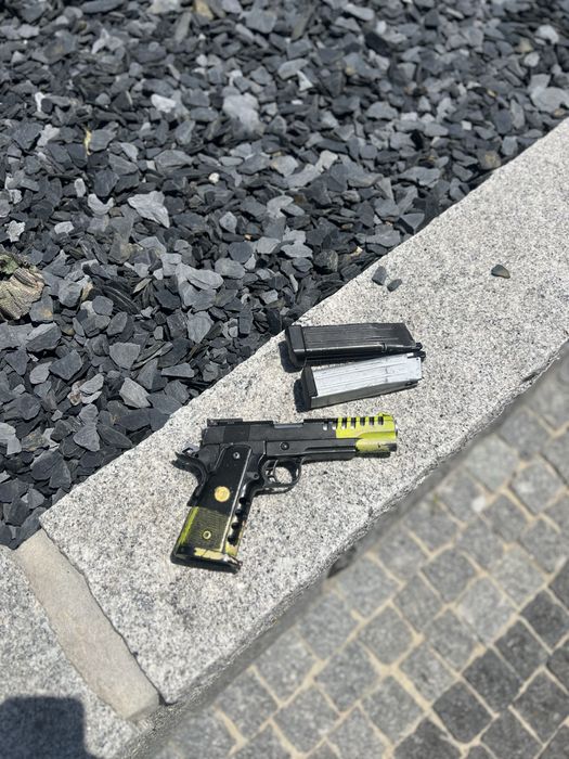 Airsoft pistola 1911 we