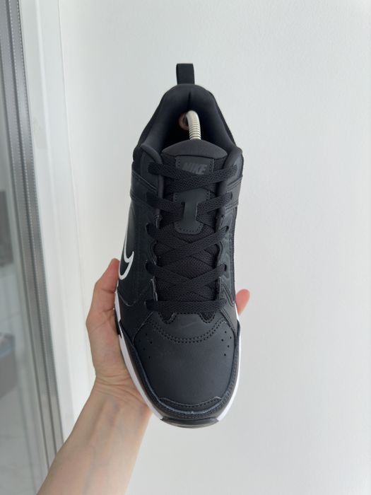 Nike Defyallday чоловічі кросівки р. 43