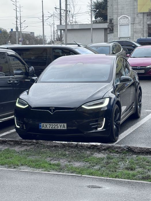 Tesla model X 2018 P100D