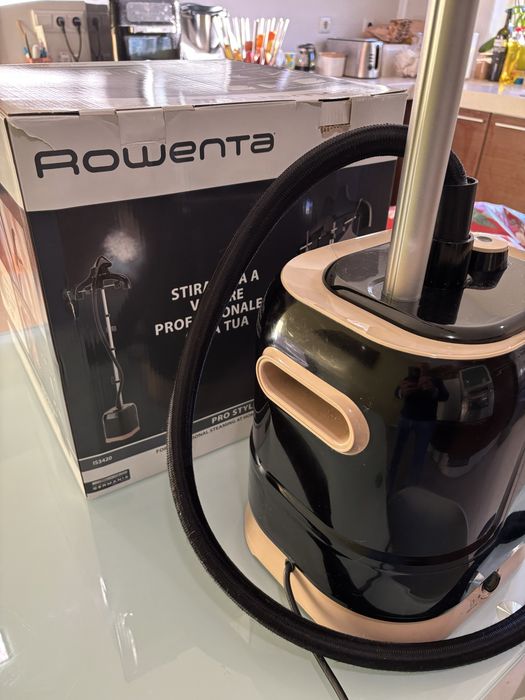 Ferro a vapor vertical Rowenta pro style IS3420