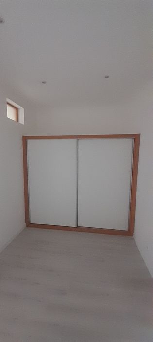 Alugo Casa no  Centro Matosinhos