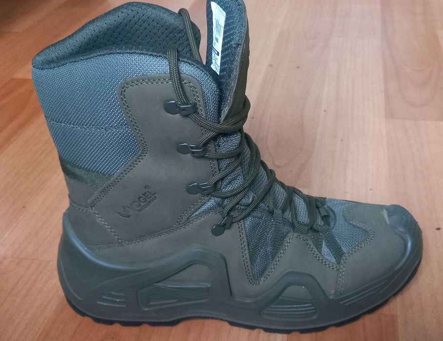 берцы демисезонные фирмы Vogel