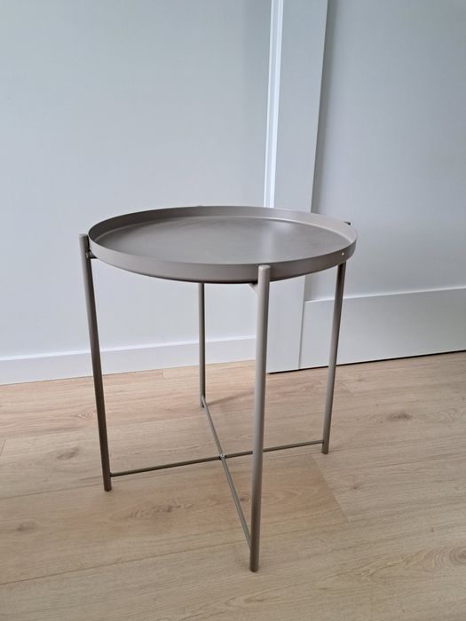 Stolik  szarobeżowy/ kaszmir