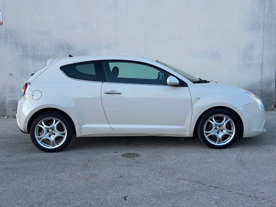 ALFA ROMEO MITO 1.6 Multijet 2010 Nacional