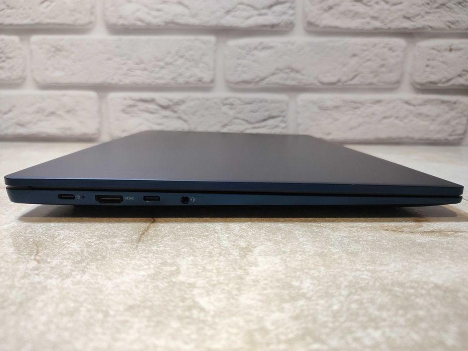 Lenovo IdeaPad Slim 5 16AHP9 AMD Ryzen 5 8645HS 16GB DDR5 512GB SSD