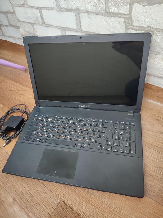 Ноутбук Asus R512M. 320gb, 4gb .N2840