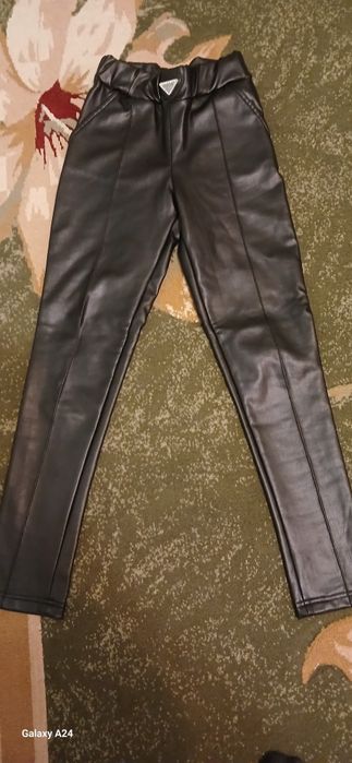 Стильні шкіряні штани