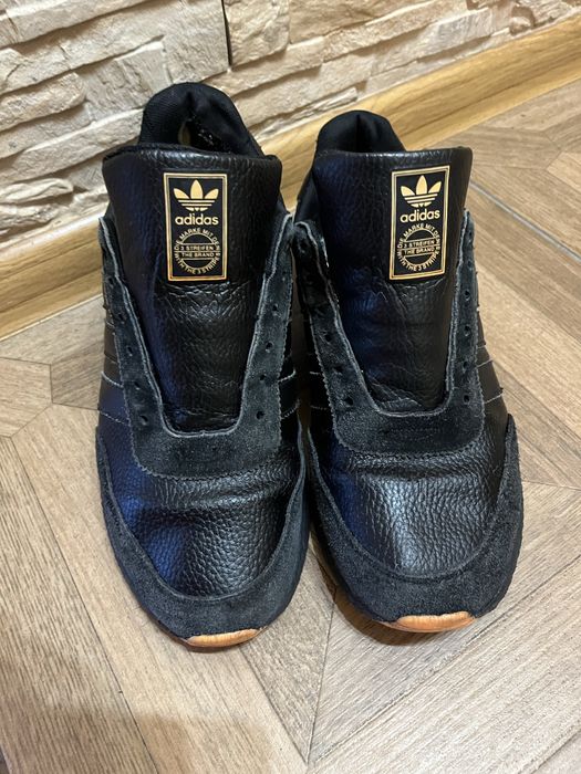 Кросівки Adidas iniki р44