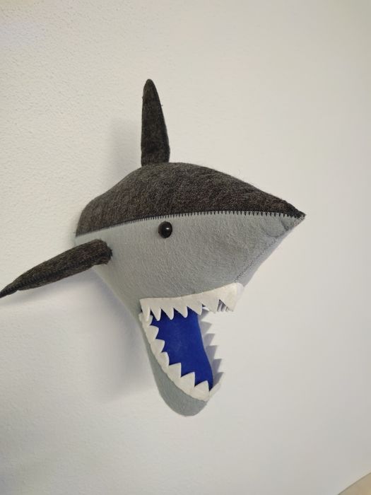 Cabeça de Peluche Decorativa em Feltro