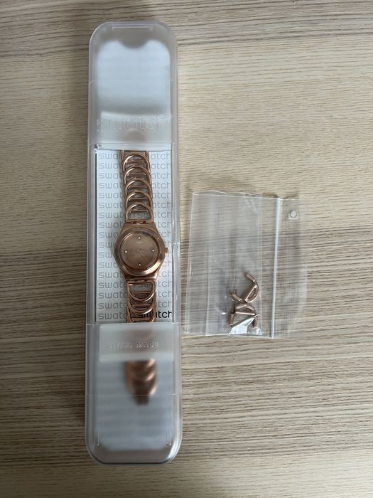 Zegarek Swatch, różowe złoto