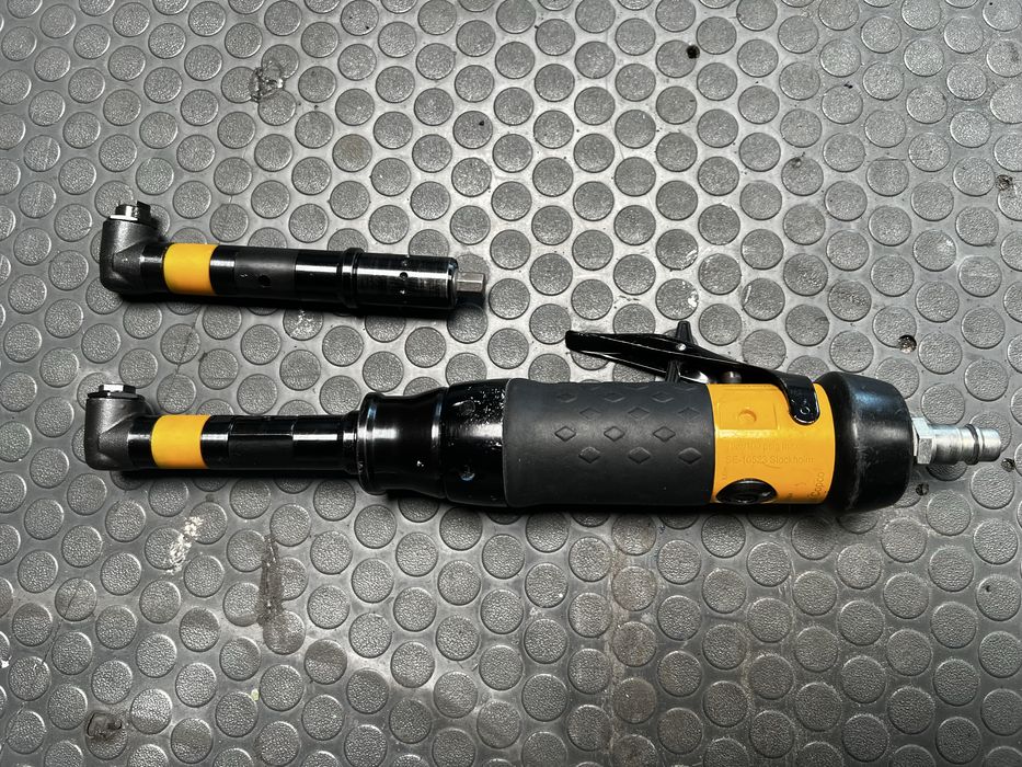 Wiertarka kątowa pneumatyczna Atlas Copco LBD16M 032 3600 obr głowica 90 stopni