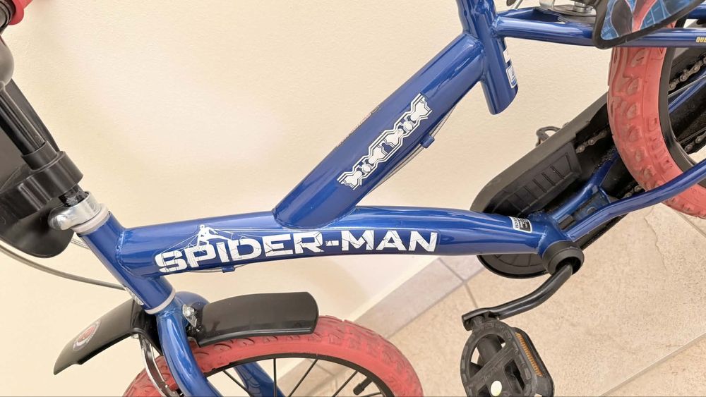 Bicicleta crianca de roda 16 como nova