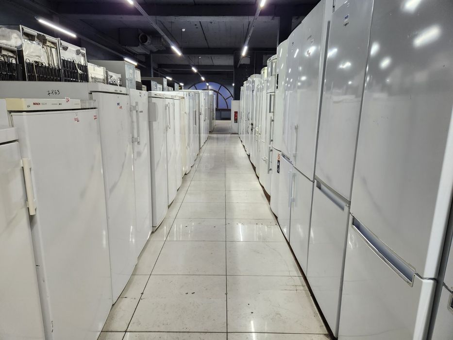 Морозильна камера на 7 поличок Siemens GS34NA49.Доставка.Гарантія.