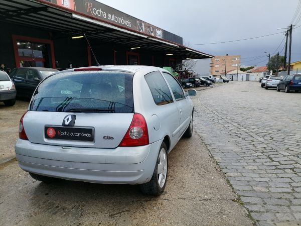 Para Peças Renault Clio Ii Caixa (Sb0/1/2_)