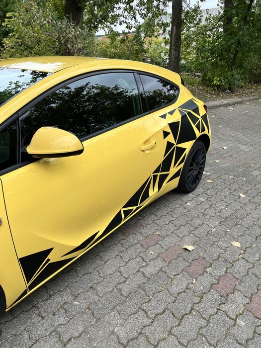 Opel Astra J GTC 1.4 Turbo + LPG | 2012 |