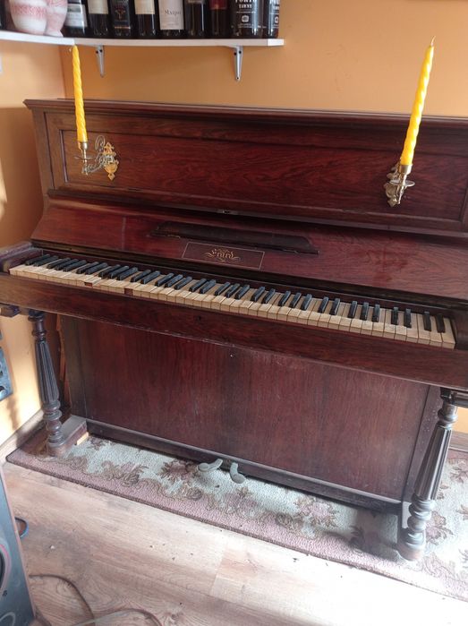 Pianino Erard do renowacji