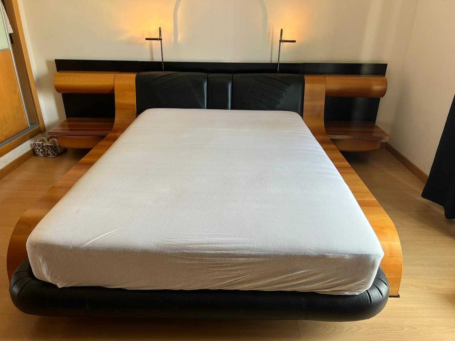 Quarto de casal se estrado e sem colchão