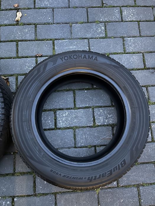 Opony Zimowe 2szt. 15cali 185/60/15 YOKOHAMA BluEarth bieżnik 5mm