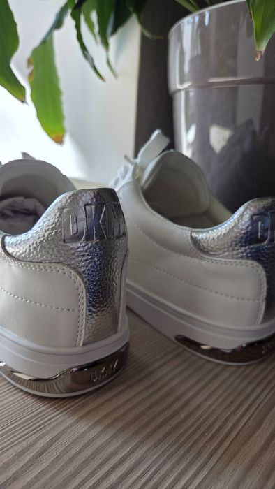 Кросівки кеди DKNY