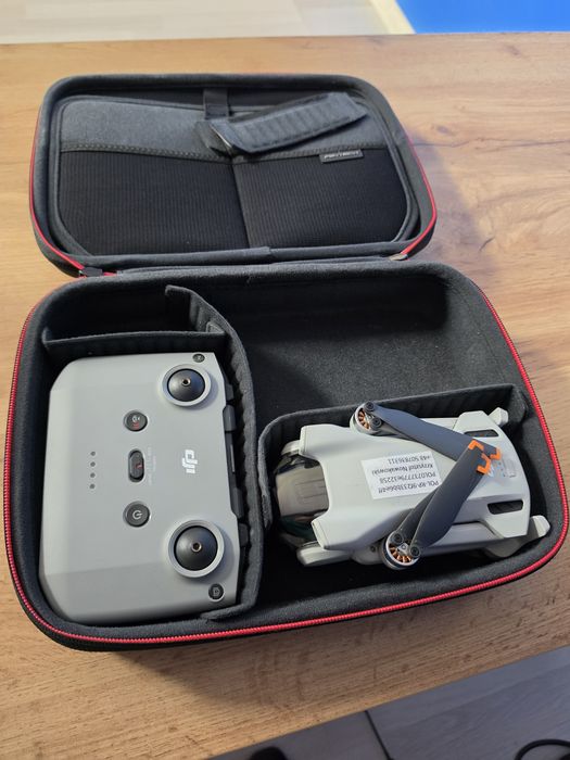 DJI Mini 3 + kontroler RC-N1 + etui | Bezwypadkowy | Mało używany