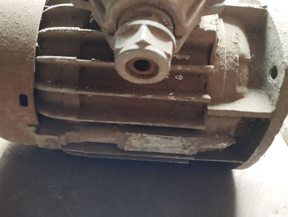 Электродвигатель 1.5 КW. 220/380 в