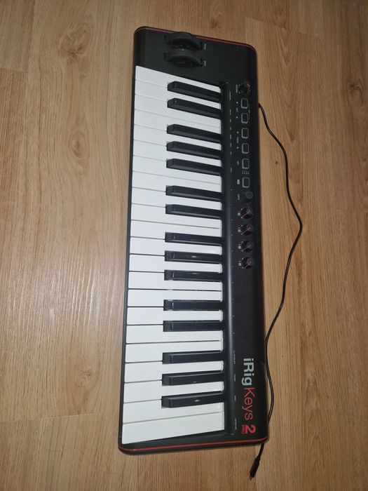 Controller Keyboard445559839665039362