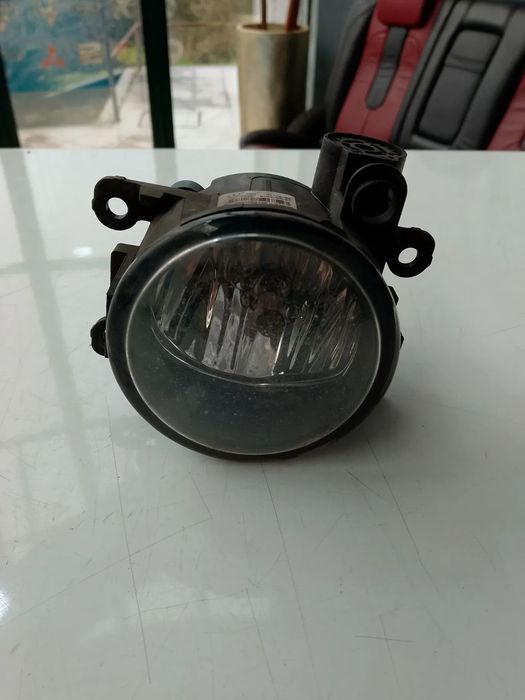 FAROL NEVOEIRO ESQUERDO RENAULT CLIO IV / 261550885R