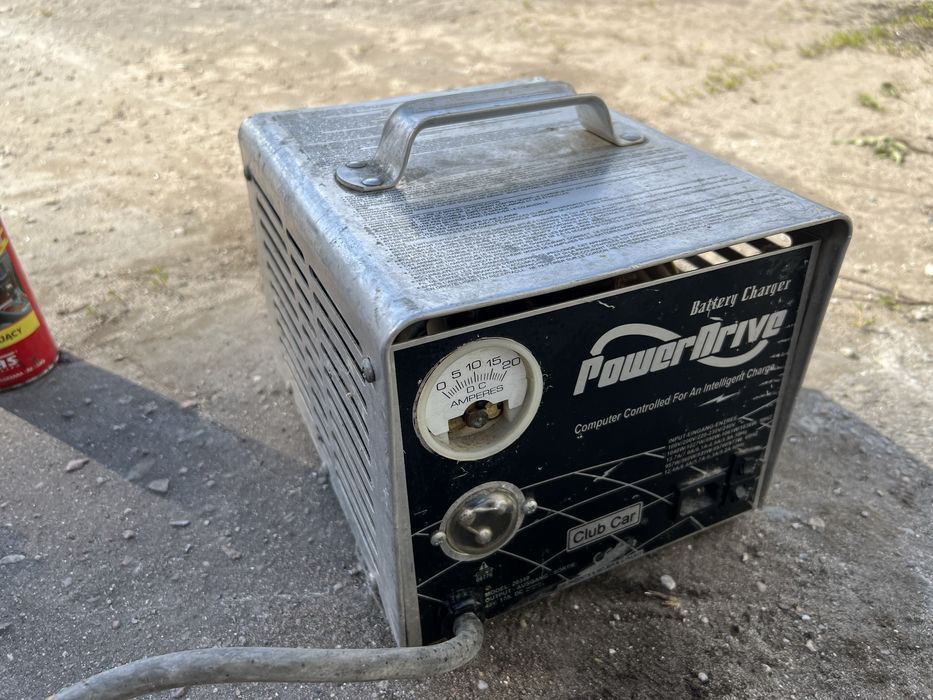 Club car PowerDrive prostownik Melex   battery charger
