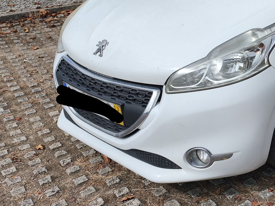 Peugeot 208 1.6 HDI — photo 2