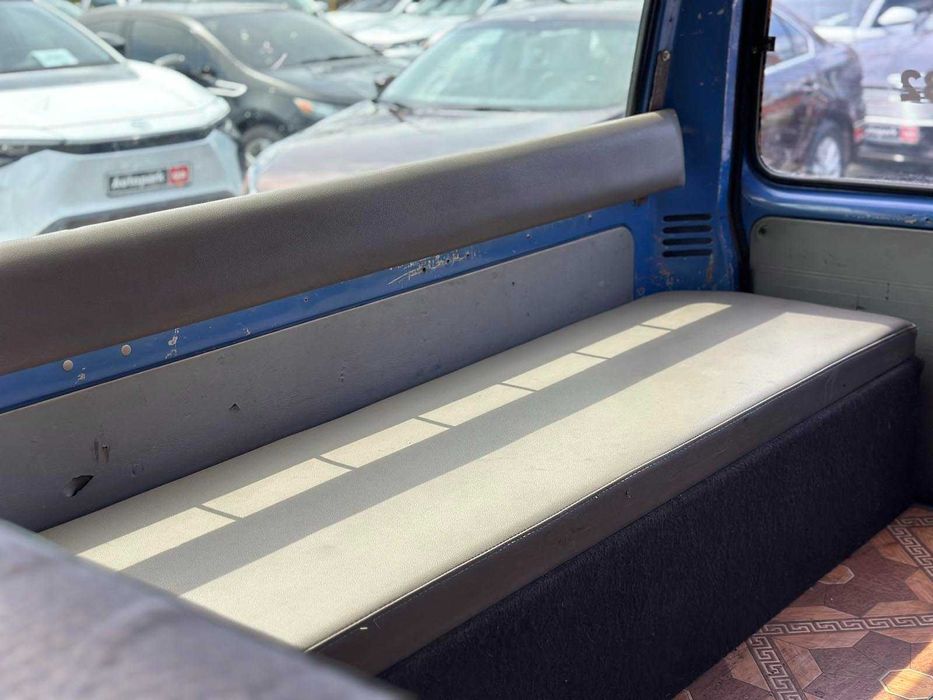 Продам Mazda E-series пасс. 1998р. #76341