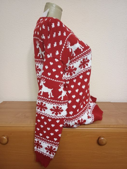 Новорічний жіночий светр Кофта