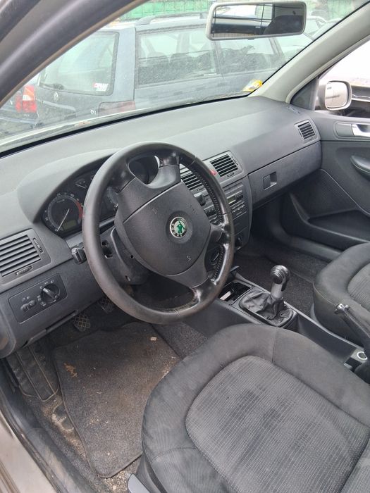 Skoda fabia para peças