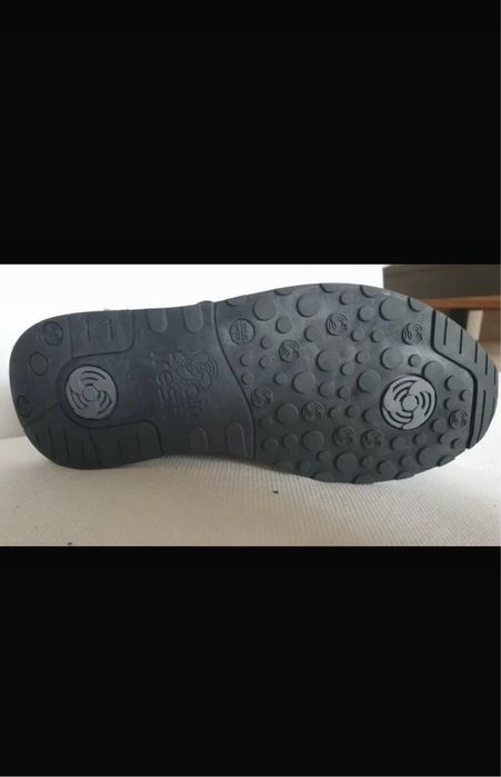 Sneakersy czarne