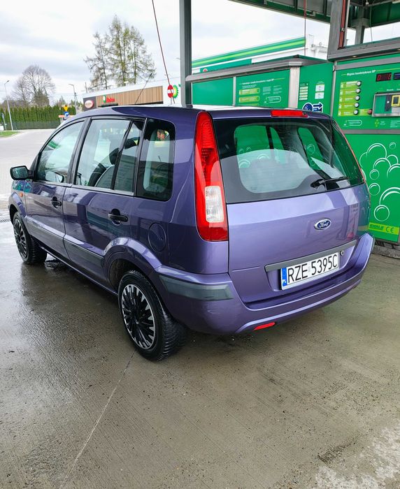 Ford Fusion - Ekonomiczne auto.