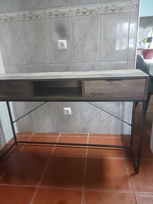 Mesa Cómoda como NOVA