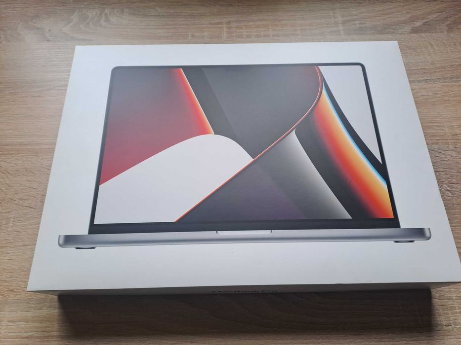 MacBook Pro M1 Max 16'' 64GB RAM dysk 4TB 10 cores z pudełkiem
