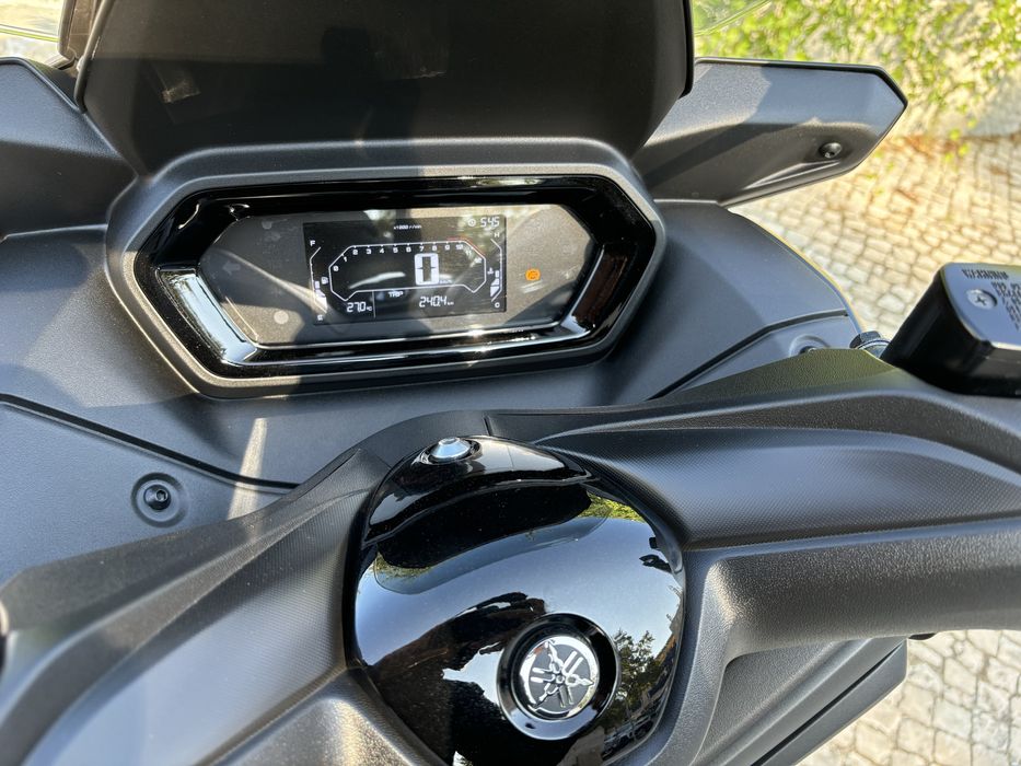 Yamaha X-max 300