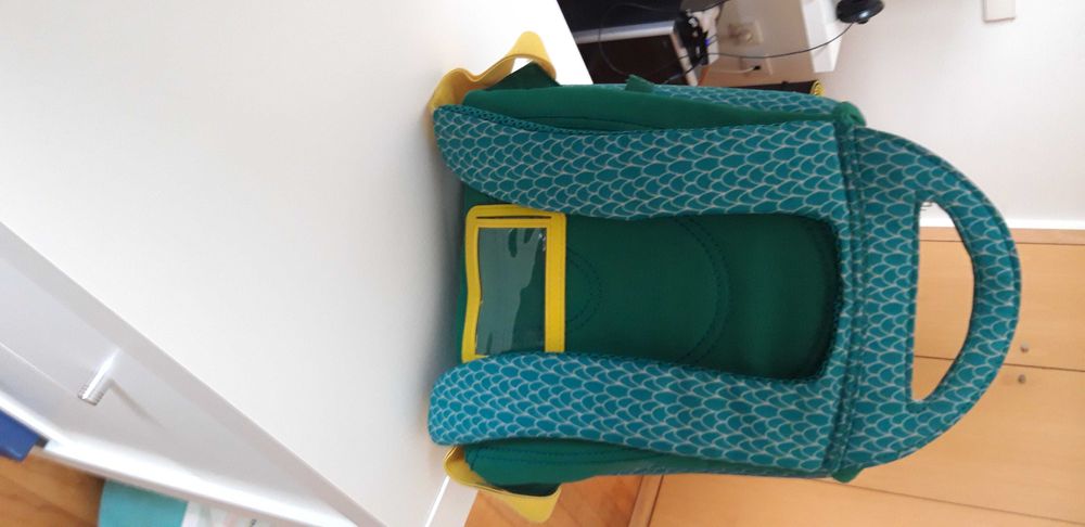 Mochila bébé/criança - Dinossauro (em bom estado)