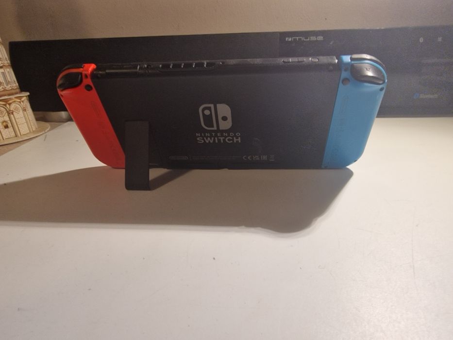 Nintendo switch v2 patched + ładowarka do auta