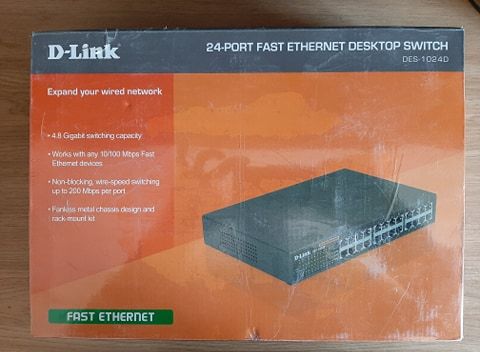 Коммутатор D-link 24 порта DES-1024D‎ НОВИЙ В УПАКОВЦІ