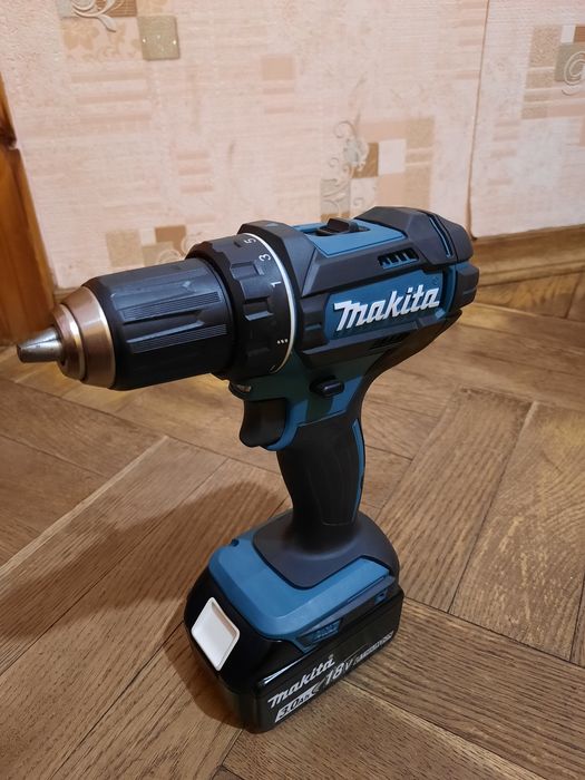 Стан нового,комплект!!Акумуляторний шуруповерт Makita DDF 482+акб(3аг)