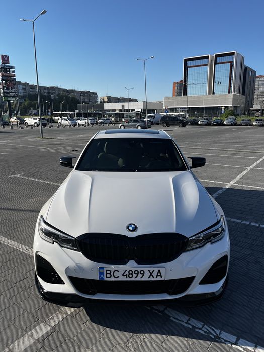 BMW G20 330i 2019