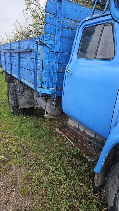 Автомобіль ГАЗ 53