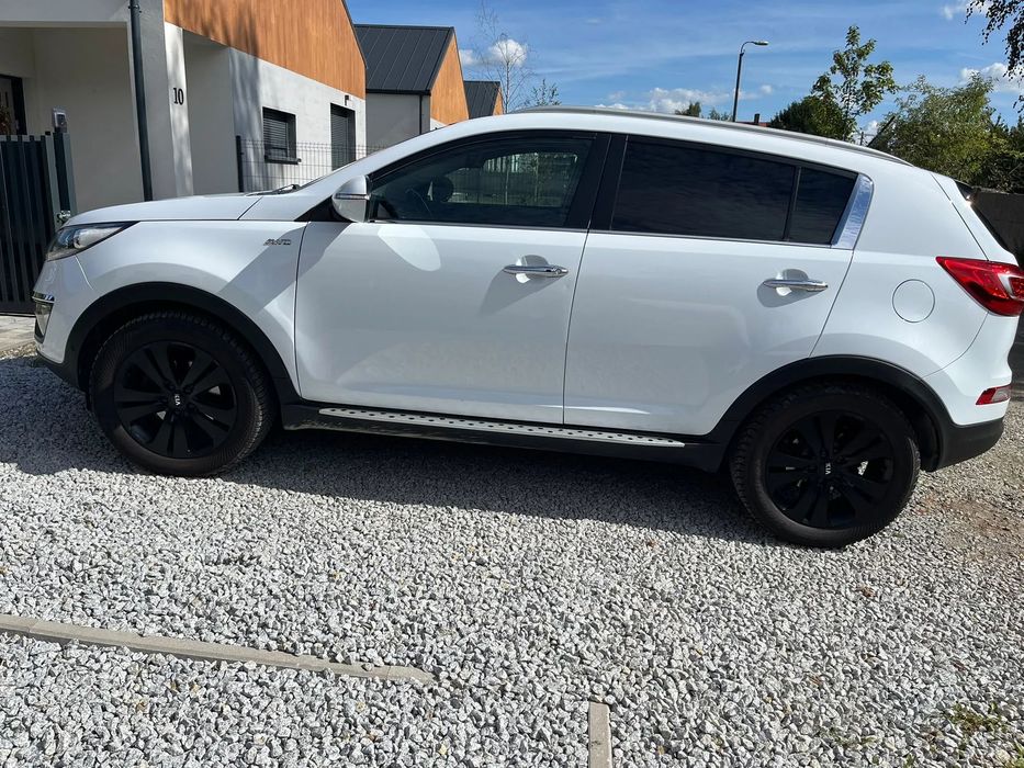 Kia Sportage KIA Sportage, max.wyposażenie, 4x4, automat, skórzana tapicerka, szybe
