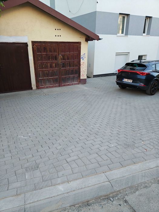 Garaż murowany, przy ul Gdańskiej 12, obok kasyna