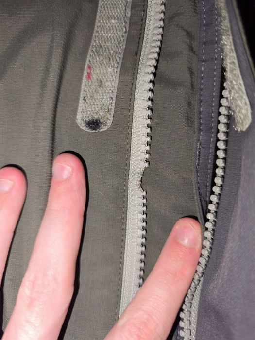 Ветровка Rab ...